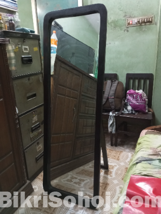 Side stand Mirror